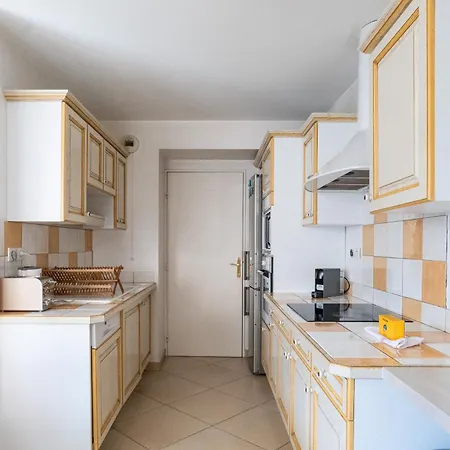 Apartament La Casa 67 *